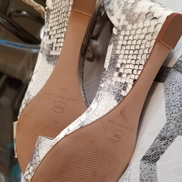 Ann Taylor Wedges - Picture 3 of 3